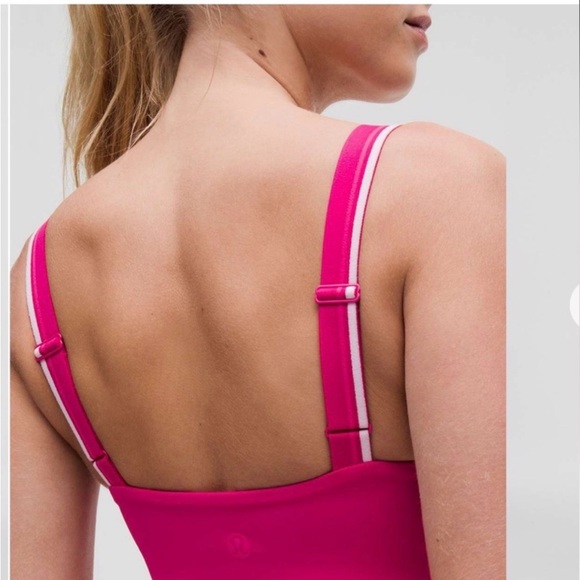 NWOT Box-Pleat Short Lined Tennis Dress in color passion - Picture 3 of 11